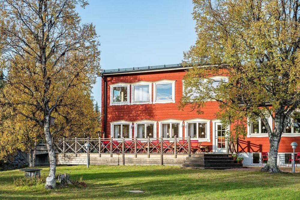 Storsaetra Fjaellhotell Grövelsjön Bagian luar foto